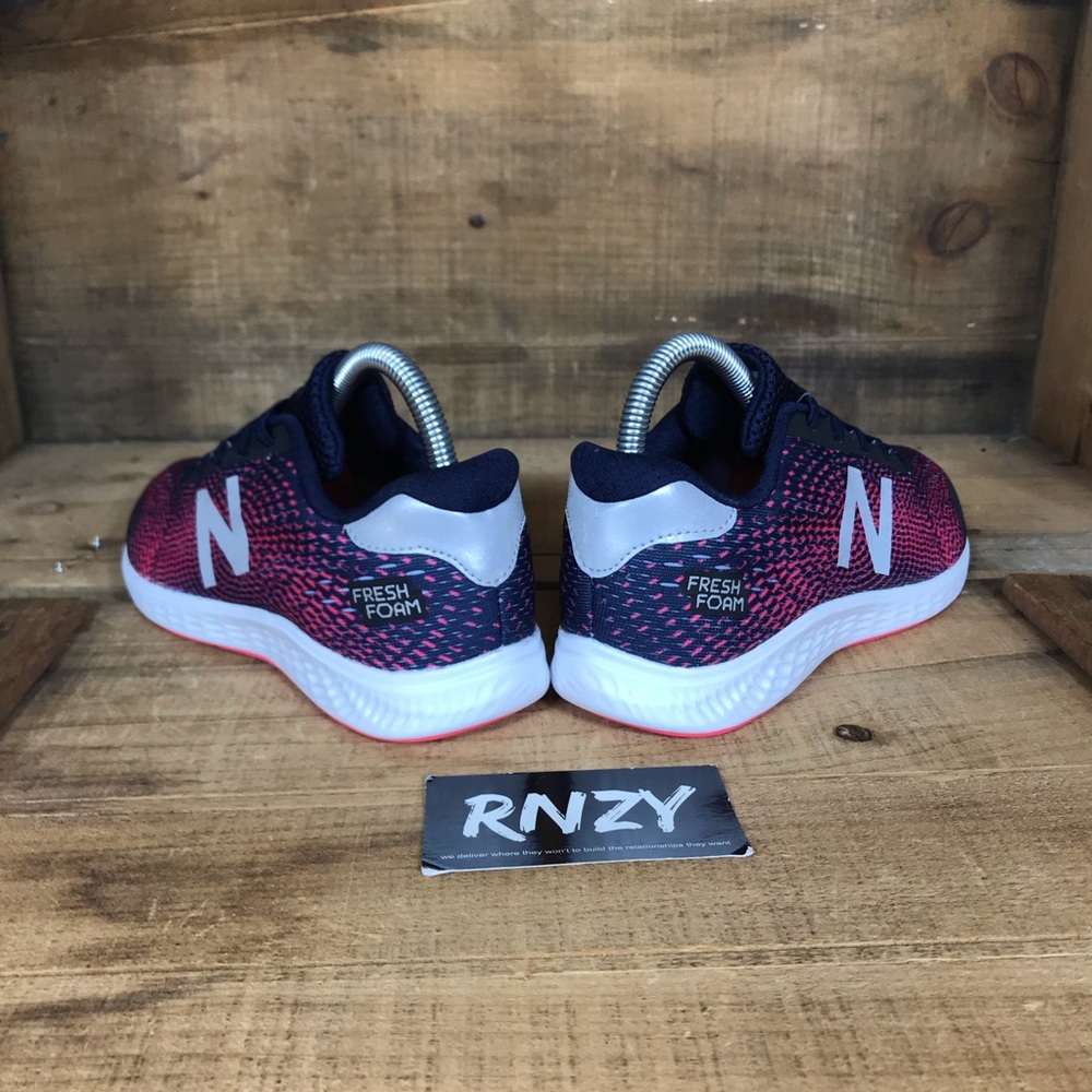 NEW New Balance Fresh Foam Arishi NX Wide - Picture 4 of 6